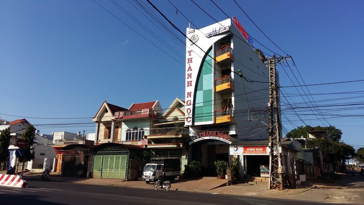 Thanh Ngoc Hotel Buôn Ma Thuột Esterno foto